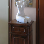 ambientazione scultura in marmo "Busto di donna"