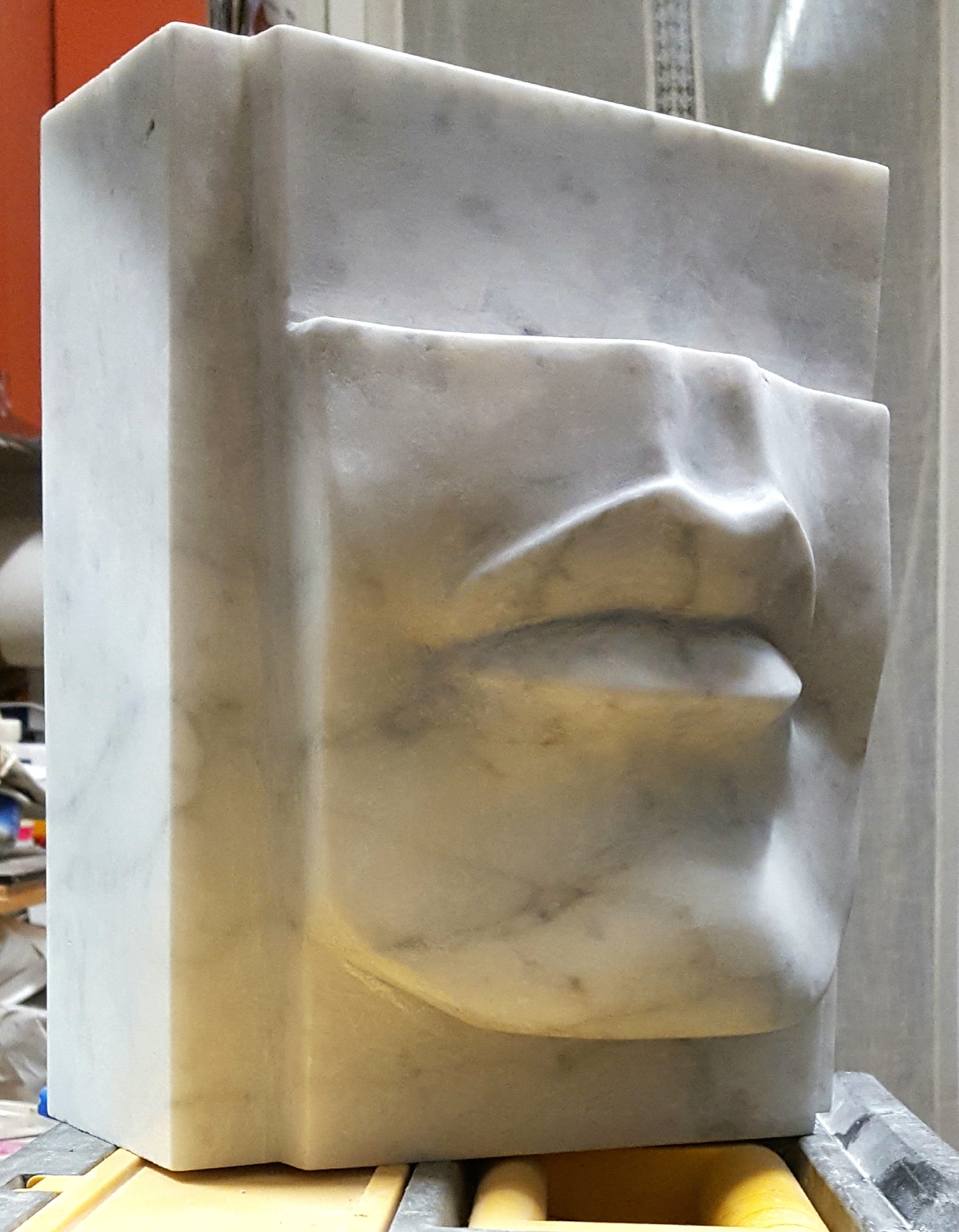 Bocca marmo di Carrara 2019